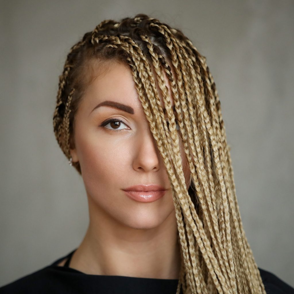 woman-with-dreadlocks-scaled.jpg woman-with-dreadlocks-scaled.jpg